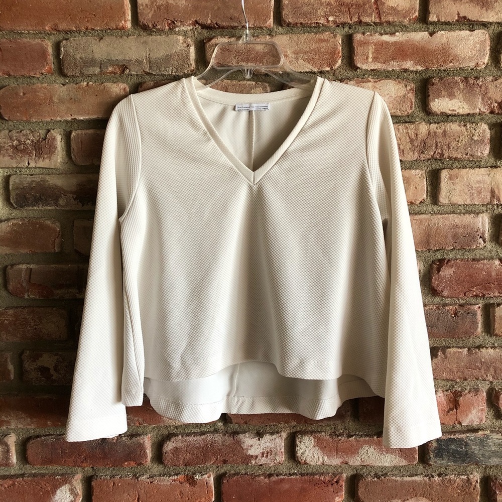 CROPPED TOP